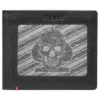 Cartera de cuero negro con diseño de placa metálica con calavera y pica Cartera de cuero negro con diseño de placa metálica con calavera y pica