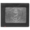 Cartera de cuero negro con diseño de placa metálica con forma de ancla Cartera de cuero negro con diseño de placa metálica con forma de ancla