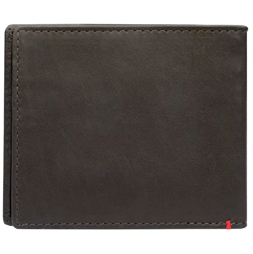 Cartera de piel color moca – Diseño con placa metálica vikinga Cartera de piel color moca – Diseño con placa metálica vikinga