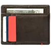 Cartera de piel color moca – Diseño con placa metálica vikinga Cartera de piel color moca – Diseño con placa metálica vikinga