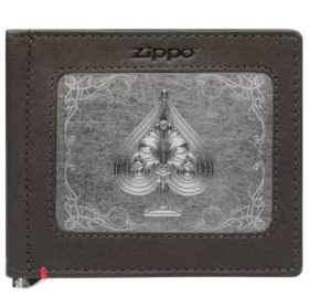 Cartera de piel color moca – Diseño con placa metálica en forma de pica Cartera de piel color moca – Diseño con placa metálica en forma de pica