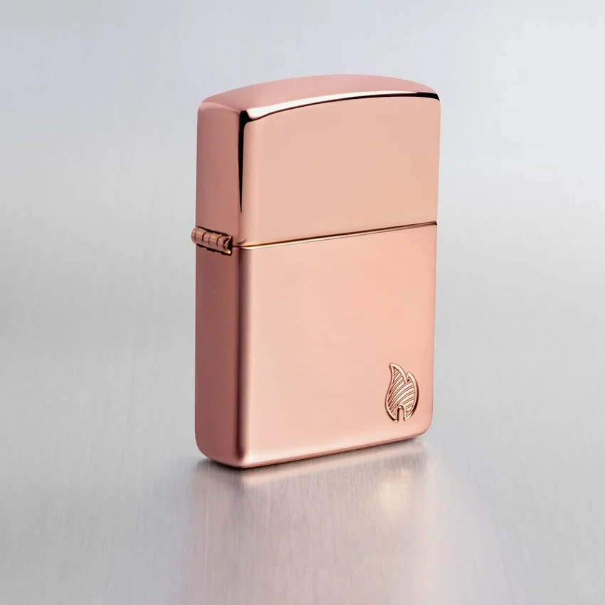 Diseño «Armor®» con llama en oro rosa de alto brillo Diseño «Armor®» con llama en oro rosa de alto brillo