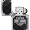 Diseño con el escudo de Harley-Davidson® en fibra de carbono