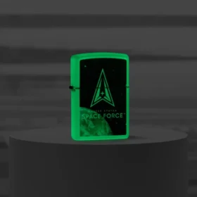 Diseño con el logotipo luminiscente de la Fuerza Espacial de EE. UU.™