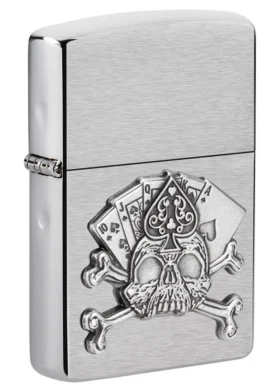 Diseño con emblema de calavera y naipes