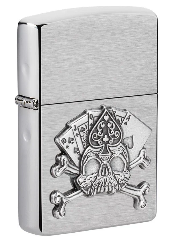 Diseño con emblema de calavera y naipes Diseño con emblema de calavera y naipes