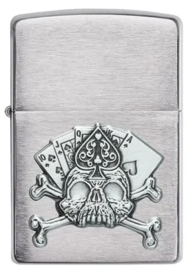 Diseño con emblema de calavera y naipes
