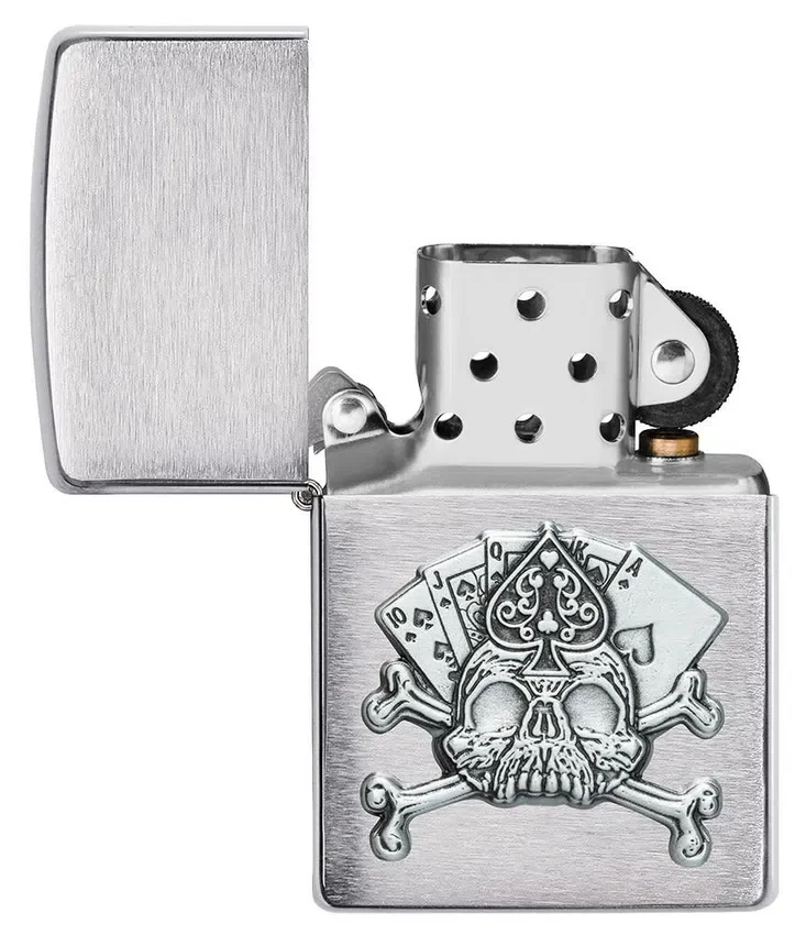 Diseño con emblema de calavera y naipes Diseño con emblema de calavera y naipes
