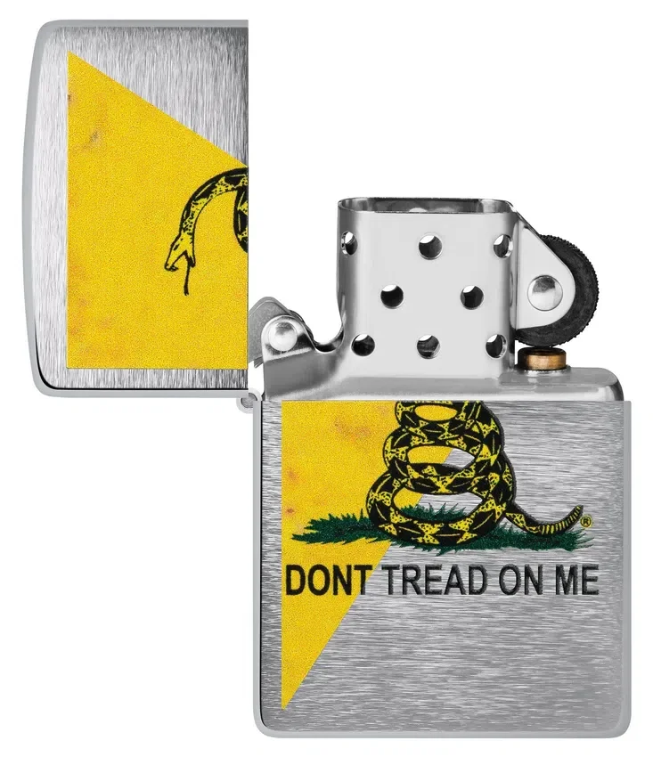 Diseño con la bandera «Dont Tread on Me®» Diseño con la bandera «Dont Tread on Me®»