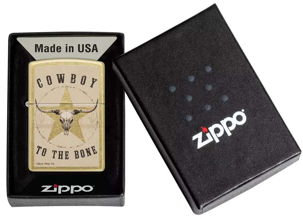 Diseño «Cowboy to the Bone» de Buck Wear™ Diseño «Cowboy to the Bone» de Buck Wear™