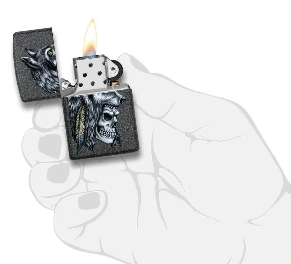 Diseño de calavera de lobo y plumas Diseño de calavera de lobo y plumas