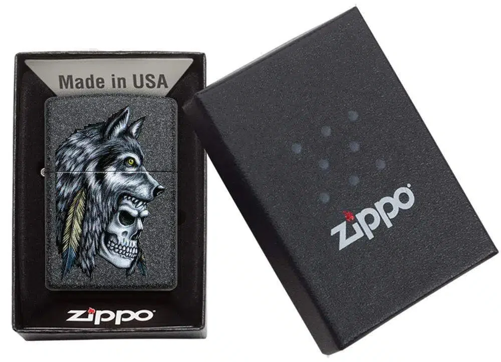 Diseño de calavera de lobo y plumas Diseño de calavera de lobo y plumas
