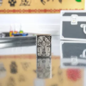Diseño de calavera y cruz