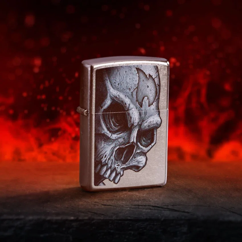 Diseño de calavera y llama Diseño de calavera y llama