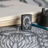 Diseño de reloj con calavera Diseño de reloj con calavera
