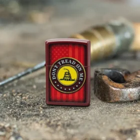 Diseño del escudo «Dont Tread on Me®»