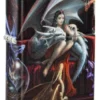 Diseño «Dragon Charm» de Anne Stokes Diseño «Dragon Charm» de Anne Stokes