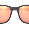 Gafas de sol angulares y estilizadas Gafas de sol angulares y estilizadas