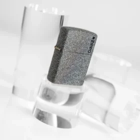 Logotipo Classic de Zippo en Iron Stone